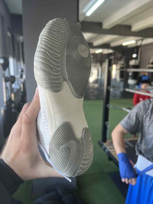 Nike Tawa noi marime 38 - 39