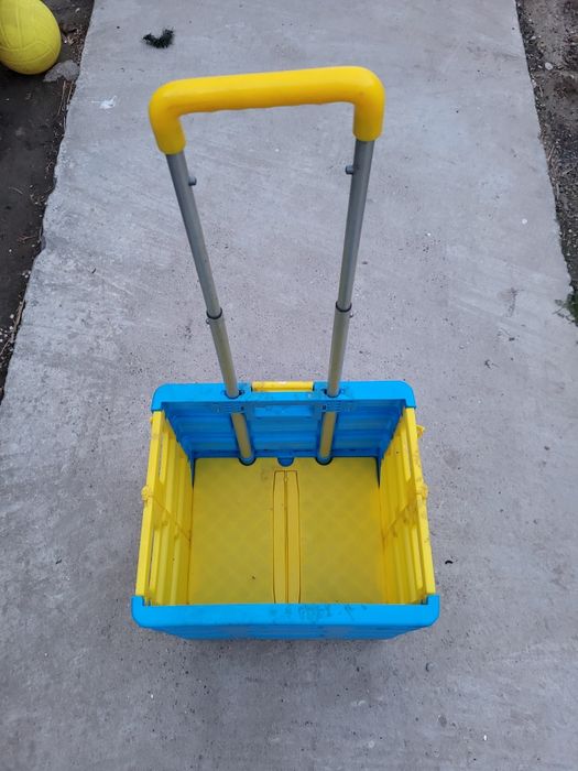 Troller pentru piață