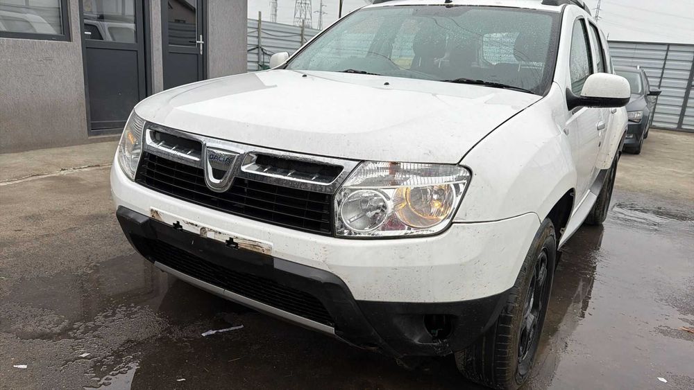 Fata completa /  Piese Dacia Duster 1.5 DCI EURO 5 4x4 127.000 km