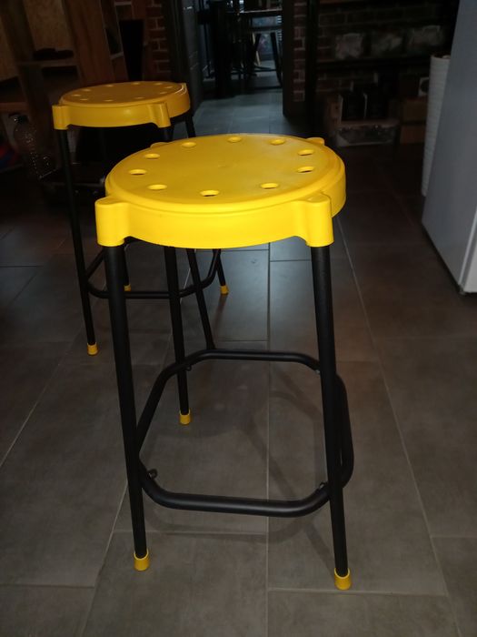 Барные стулья 2шт.