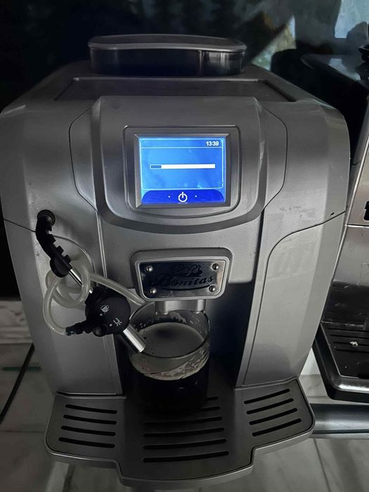 Vand aparate saeco .