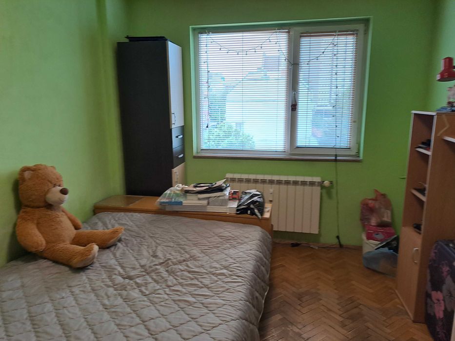 Продава се Тристаен апартамент в Плевен, Идеален център - 106 кв.м за 1651 €/кв.м - Снимка #6