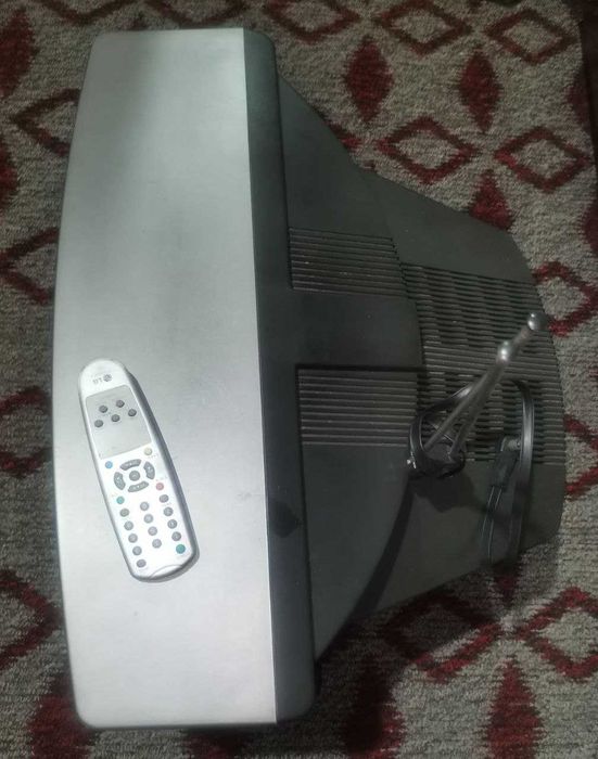 Продаю телевизор LG в отличном состоянии.