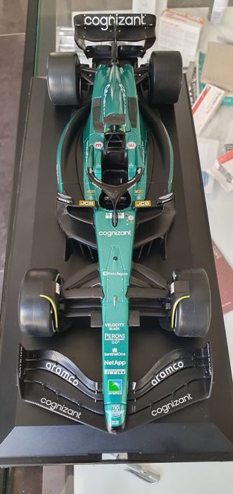 Macheta f1 Aston-Martin 2023 redbull  sc  1:18