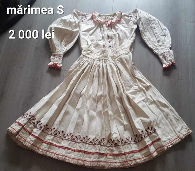 Costum popular foarte vechi  - mărimea S