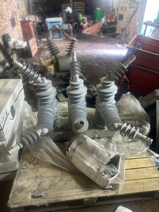 Реклоузер (Вакуумный выключатель)