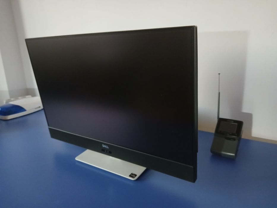 All in one Dell Inspiron 24-5475 Ryzen 7 si RX560 4Gb memorie video