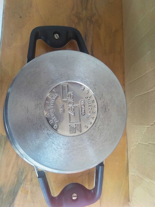 Vas Zepter 1 Litru . Second Hand Fara Capac .