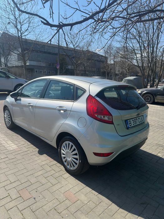 FORD Fiesta 2010 — imagine 2