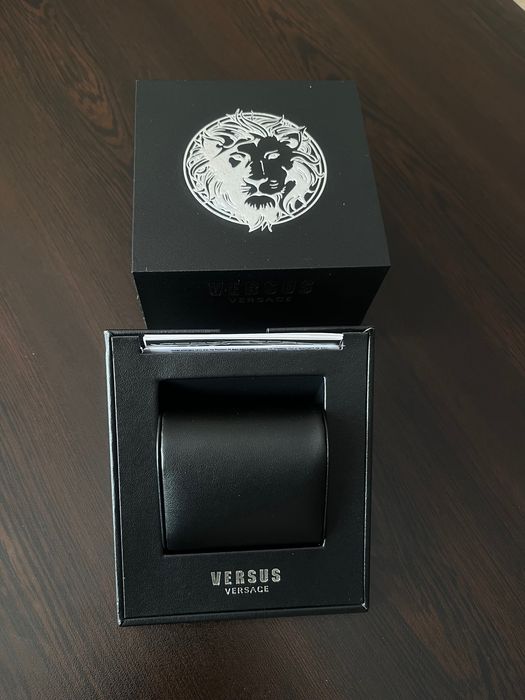 Часовник Versace