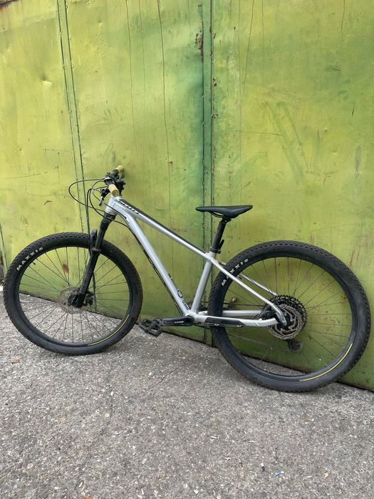 Vând bicicletă Scott Scale 710 Bike - 2021