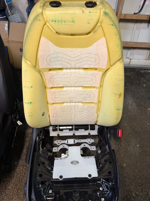 Air bag и подгрев - комплект - Предни седалки за Mercedes GLA H247 2025г.