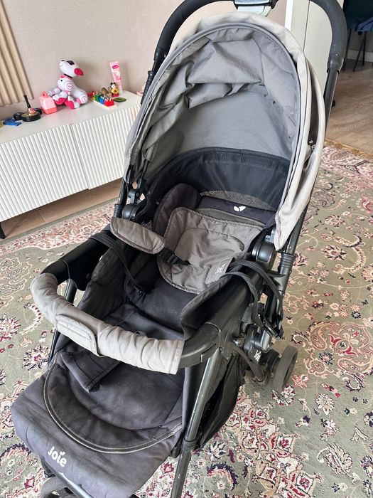 Детская коляска Joie