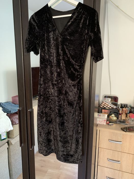 Rochie neagra catifea