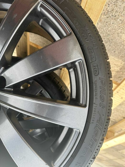 Roti+Jenti Aliaj  Audi/VW/Skoda/MB, Michelin Pilot Alpin, 235/55 R19