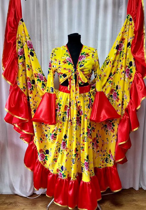 Costum dans tiganesc
