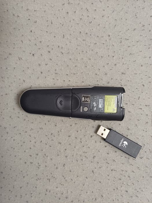 Presenter Wireless Logitech  pointer. Este testat