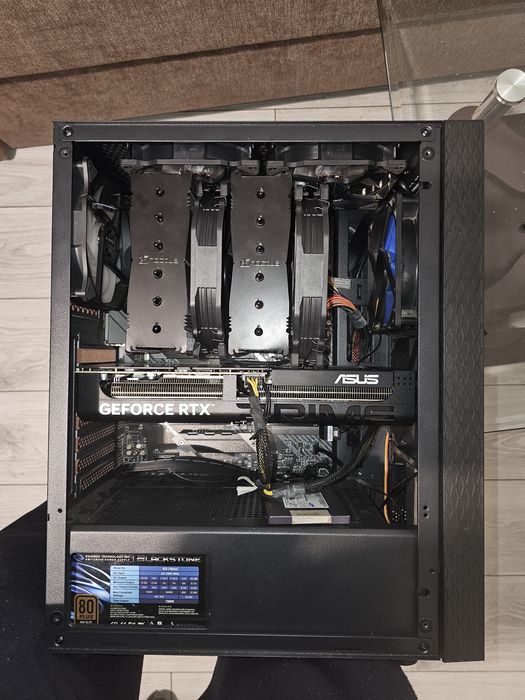 Vand pc gaming ryzen7 5800x3d, rtx 5060ti 16GB