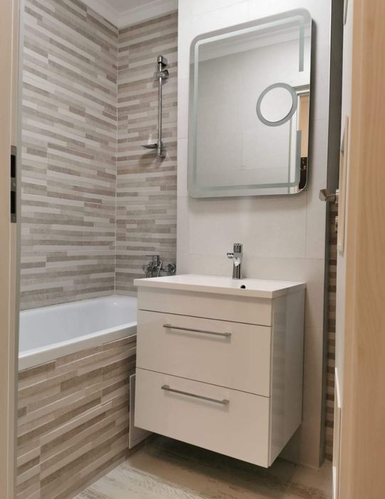 Inchiriez ap cu 2 camere in zona Nufarul