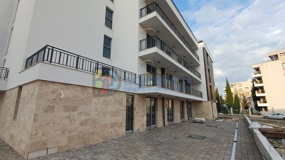 Продава се Едностаен апартамент в Царево - 35 кв.м за 644 €/кв.м - Снимка #2