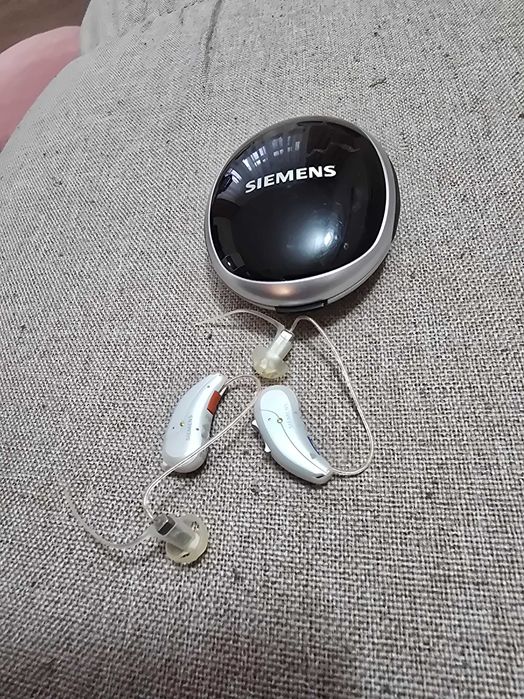 Aparat auditiv Siemens pure  / proteza auditiva phonak bolero q90p