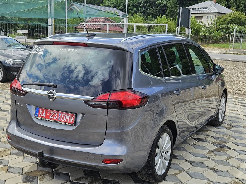 Opel Zafira  din 2019 cu 7 locuri !