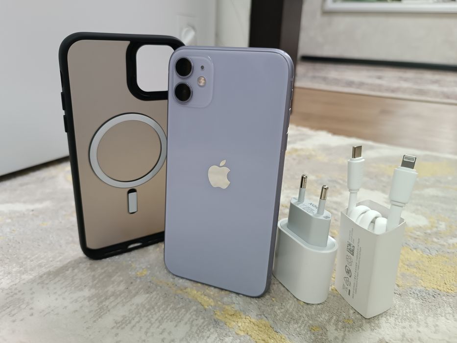 iPhone 11 в хорошем состоянии.