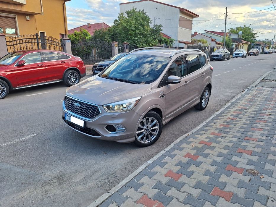 13.400 € ! FORD KUGA VIGNALE ! 90.000 KM ! CUTIE AUTOMATĂ ! 4X4 ! CA NOUĂ ! 2018 ! PLAFON PANORAMIC / PIELE / Unic Proprietar /Full