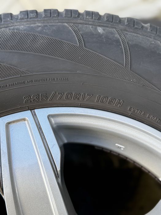 Jante 5x130 R17 cu cauciucuri de iarnă (Rexton)