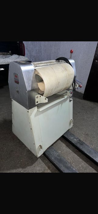 Продам тесто раскатная машина