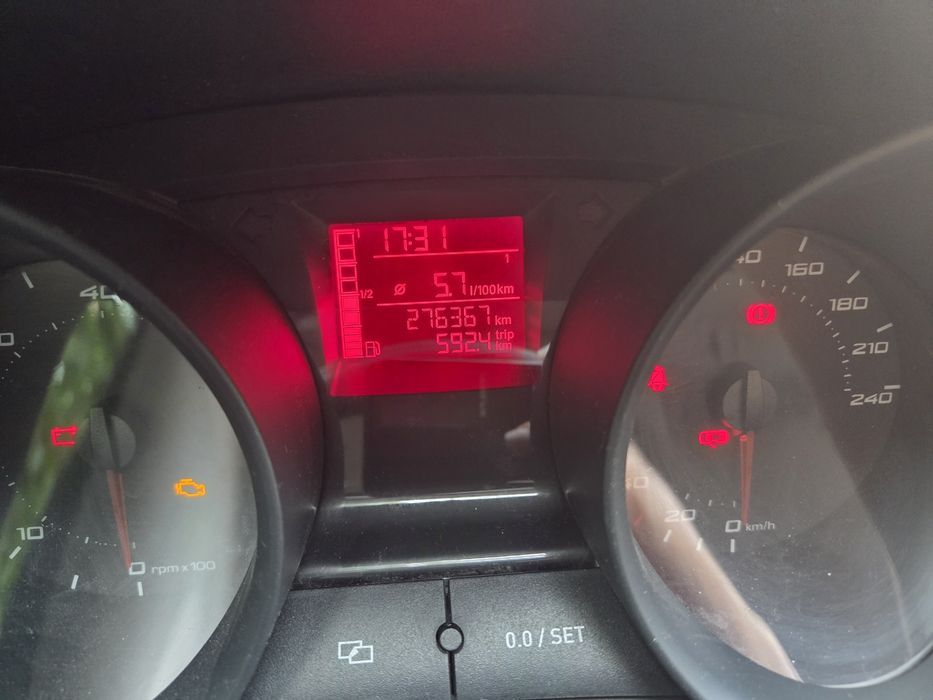 Vând Seat ibiza 2010