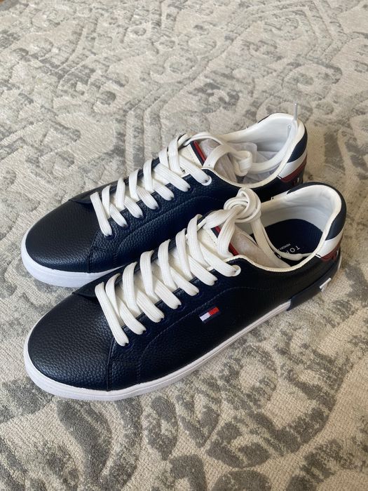 Tommy Hilfiger кеды