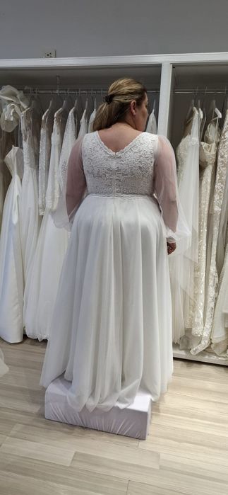 Rochie mireasa deosebita + cadou mai multe accesorii! La nr de tel