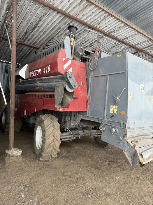 Продам комбайн Вектор