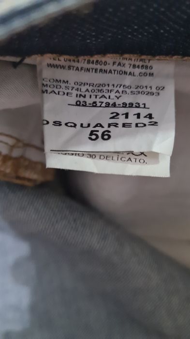 Blugi Dsquared2 mărimea 56