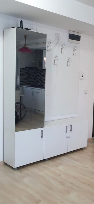 Cuier mdf in stare f buna.Materiale de calitate