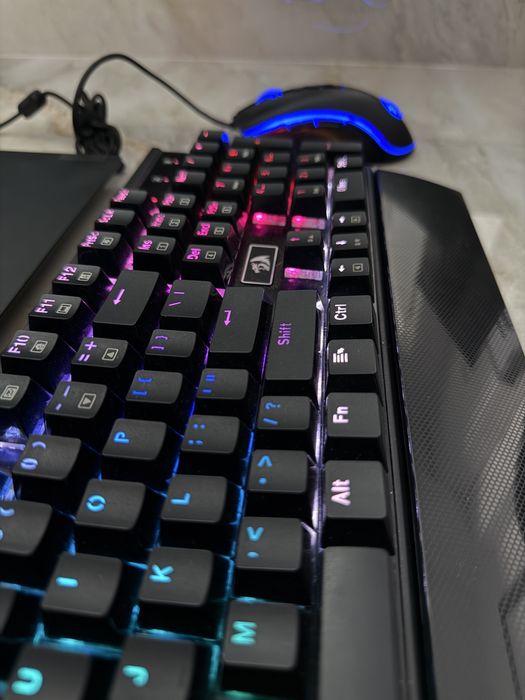 Tastatură gaming Mouse gaming