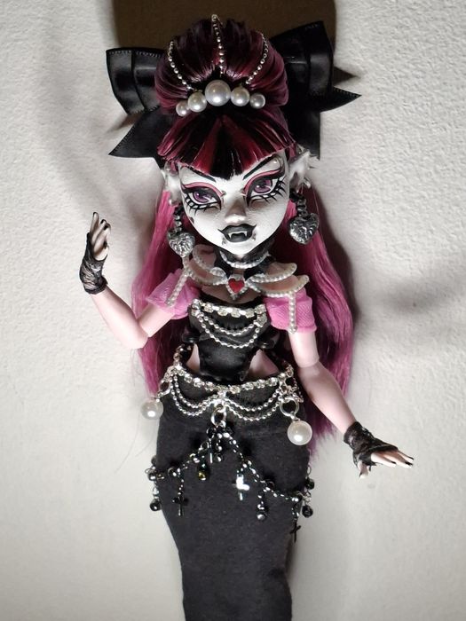Monster High Draculaura Custom OOAK / монстър хай