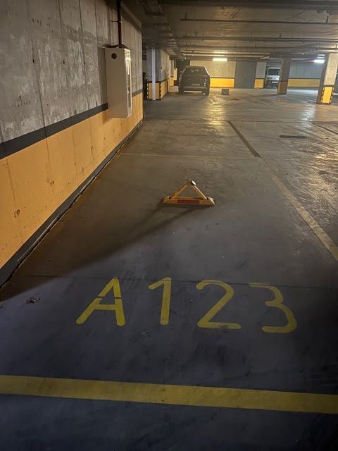 Охраняемая подземная парковка