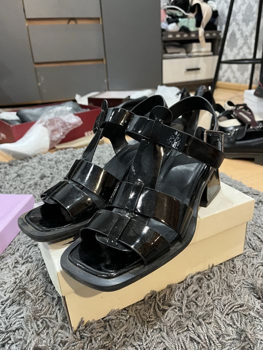 Продам обувь разные