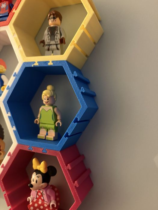 Кутийки за LEGO фигурки – закачане на стена / различни цветове