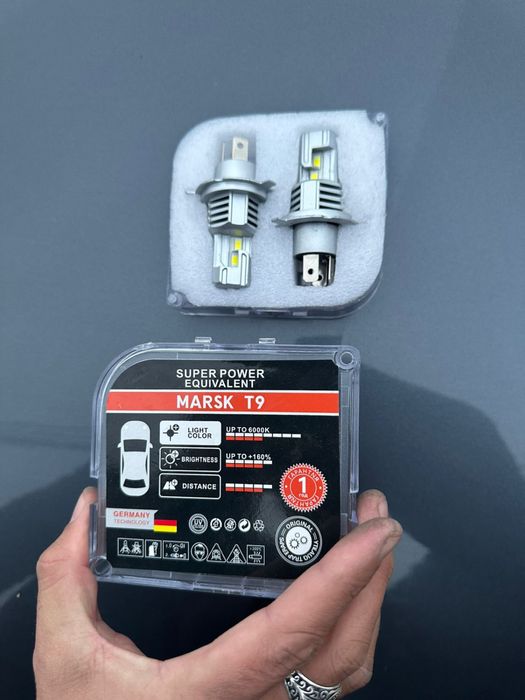 Универсал Би Лед ламочка