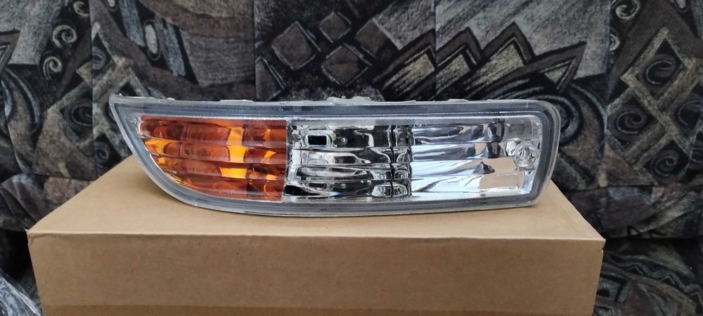 Противотуманки на Toyota Corona