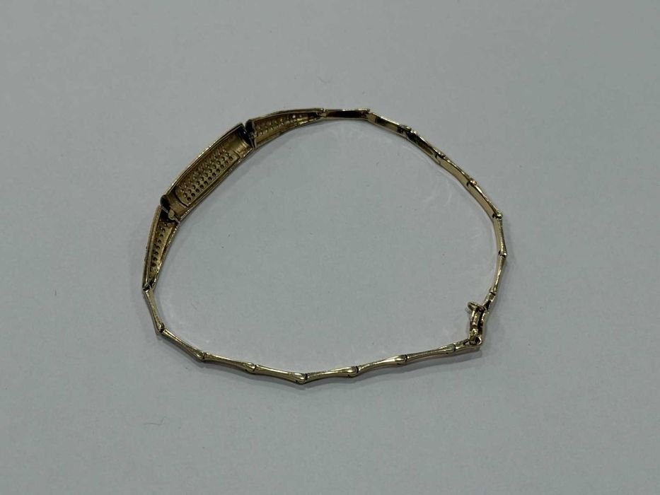 Дамска златна гривна с камъчета – 6.35 гр.