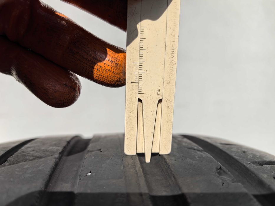 245/40/19 Дънлоп ДОТ 2017 г - РЪН ФЛАТ