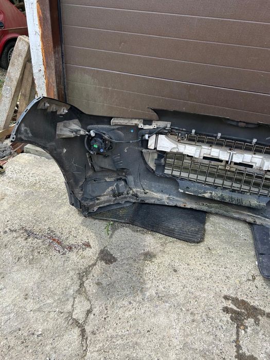 Bara fata Peugeot 4007