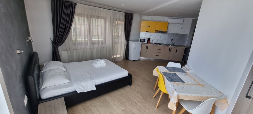 Închiriez garsonieră pe termen lung Călimănești