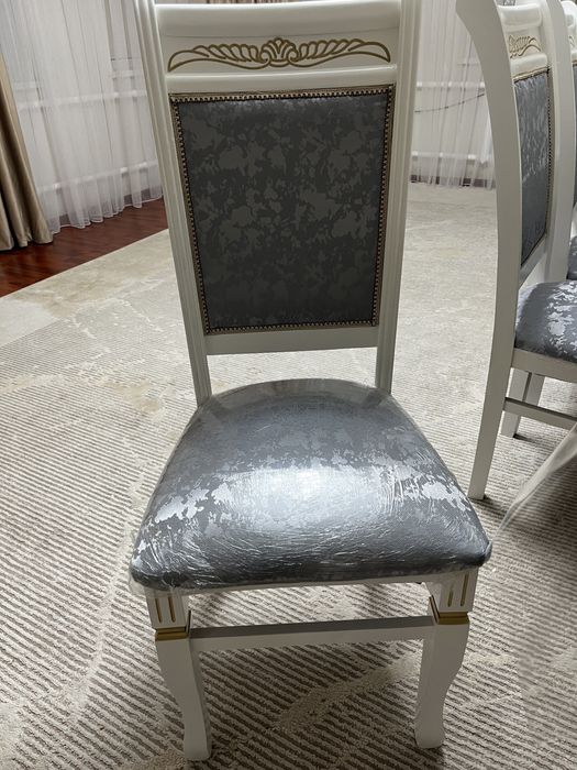 Стол со стульями 18штук