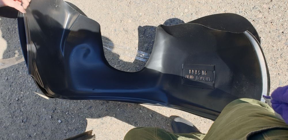 Подкрыльник 2141 и усилитель бампера