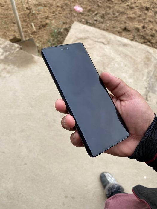 Xiaomi 13 lite  holati alo 3 oy ishladi pubg 60 fps bor